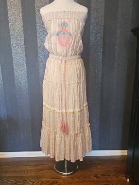 VENUS Light Pink Strapless Embroidered Maxi Dress